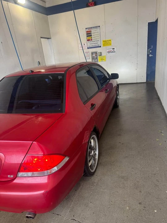2004 Mitsubishi Lancer 8th Gen - Image 11 of 15
