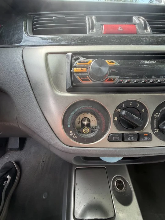 2004 Mitsubishi Lancer 8th Gen - Image 10 of 14