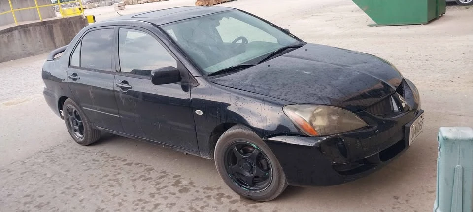 2004 Mitsubishi Lancer 8th Gen - Image 3 of 5
