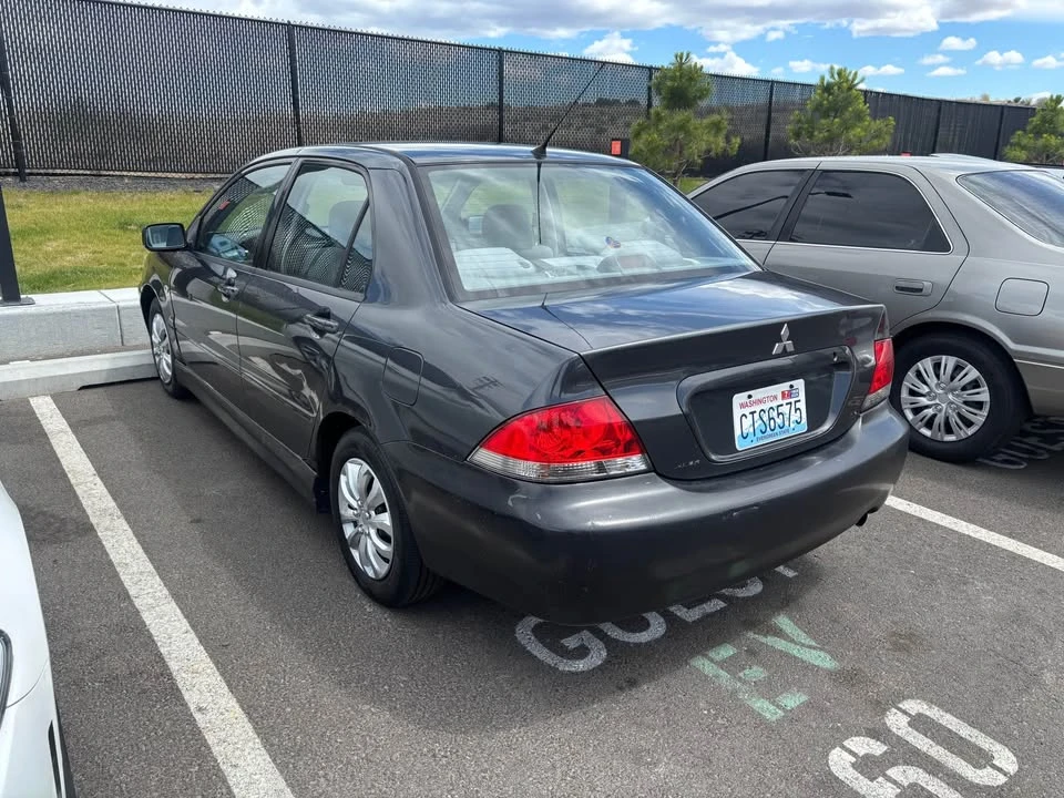 2004 Mitsubishi Lancer 8th Gen - Image 3 of 5