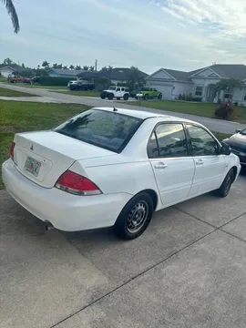 2004 Mitsubishi Lancer ES Sedan 4D