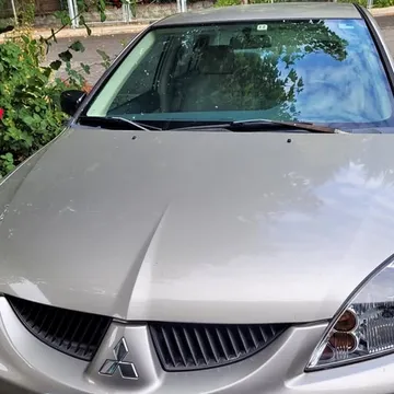 2004 Mitsubishi Lancer ES Sedan 4D