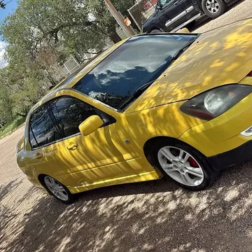 2004 Mitsubishi Lancer ES Sedan 4D