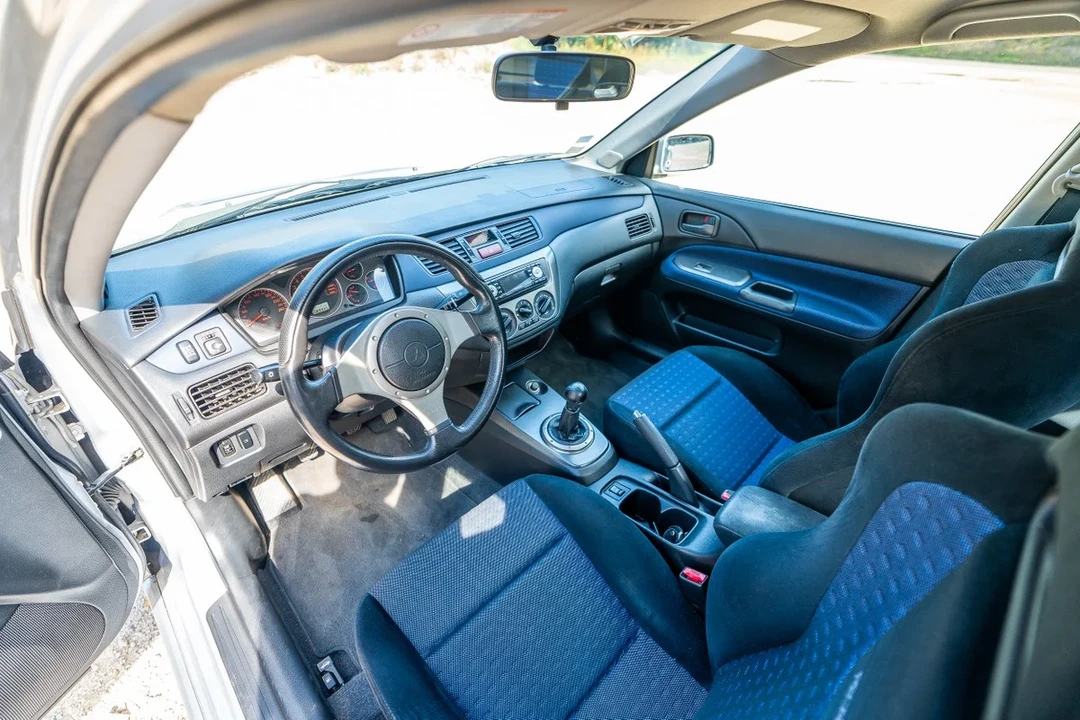 2004 Mitsubishi Lancer Evolution VIII 7th Gen - Image 24 of 31