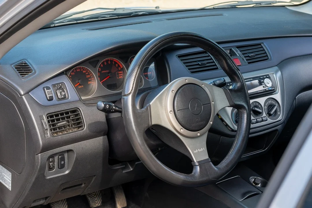 2004 Mitsubishi Lancer Evolution VIII 7th Gen - Image 25 of 31