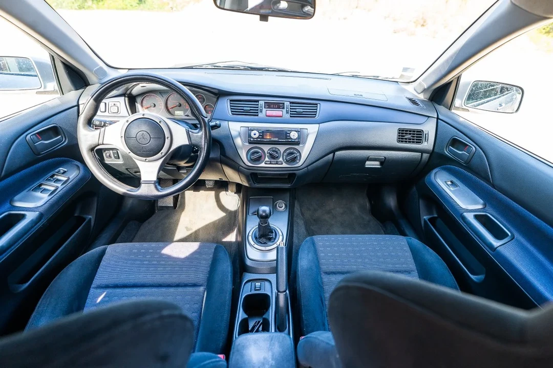 2004 Mitsubishi Lancer Evolution VIII 7th Gen - Image 27 of 31