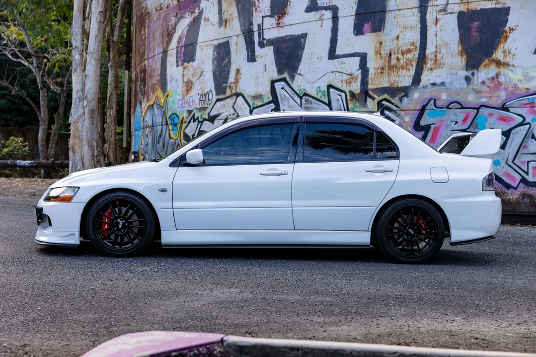 2004 Mitsubishi Lancer Evolution VIII 7th Gen - Image 8 of 31