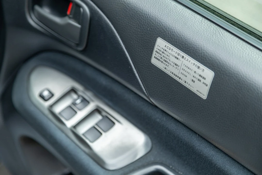 2004 Mitsubishi Lancer Evolution VIII 7th Gen - Image 24 of 31