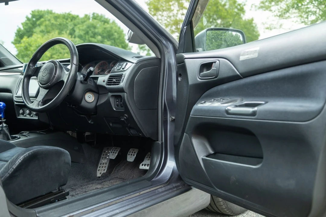 2004 Mitsubishi Lancer Evolution VIII 7th Gen - Image 26 of 31