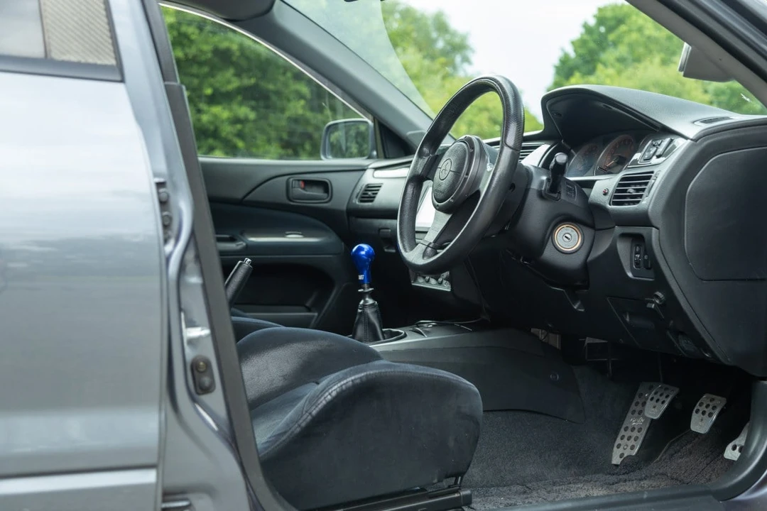 2004 Mitsubishi Lancer Evolution VIII 7th Gen - Image 27 of 31
