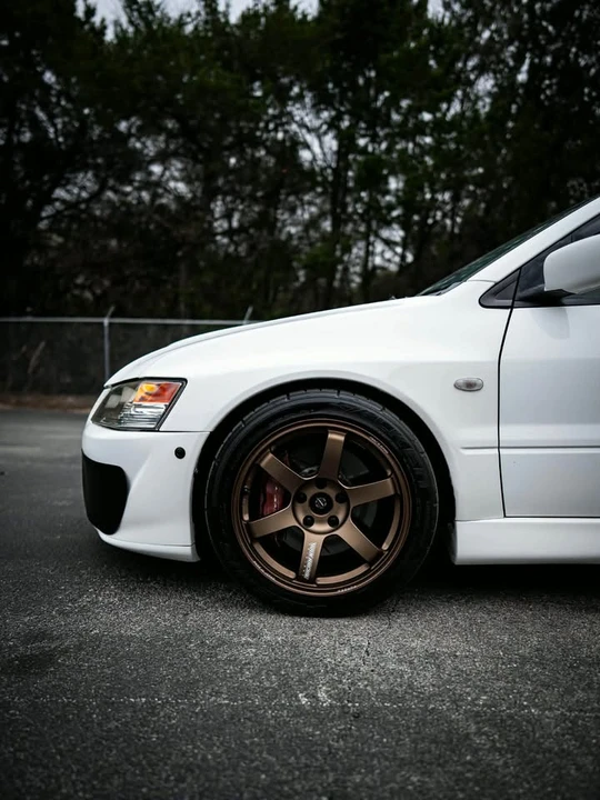 2004 Mitsubishi Lancer Evolution VIII 7th Gen - Image 9 of 16