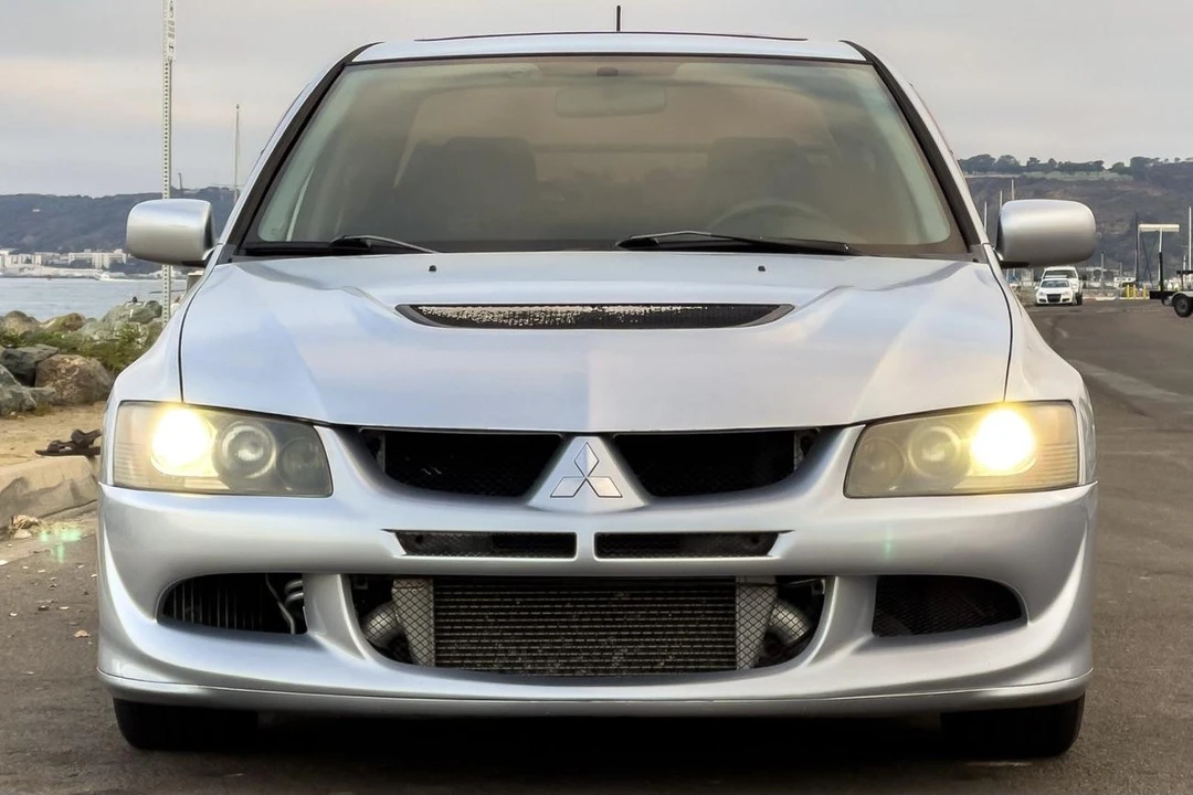 2004 Mitsubishi Lancer Evolution VIII 7th Gen - Image 2 of 31