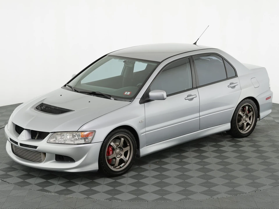 2004 Mitsubishi Lancer Evolution VIII 7th Gen - Image 2 of 31