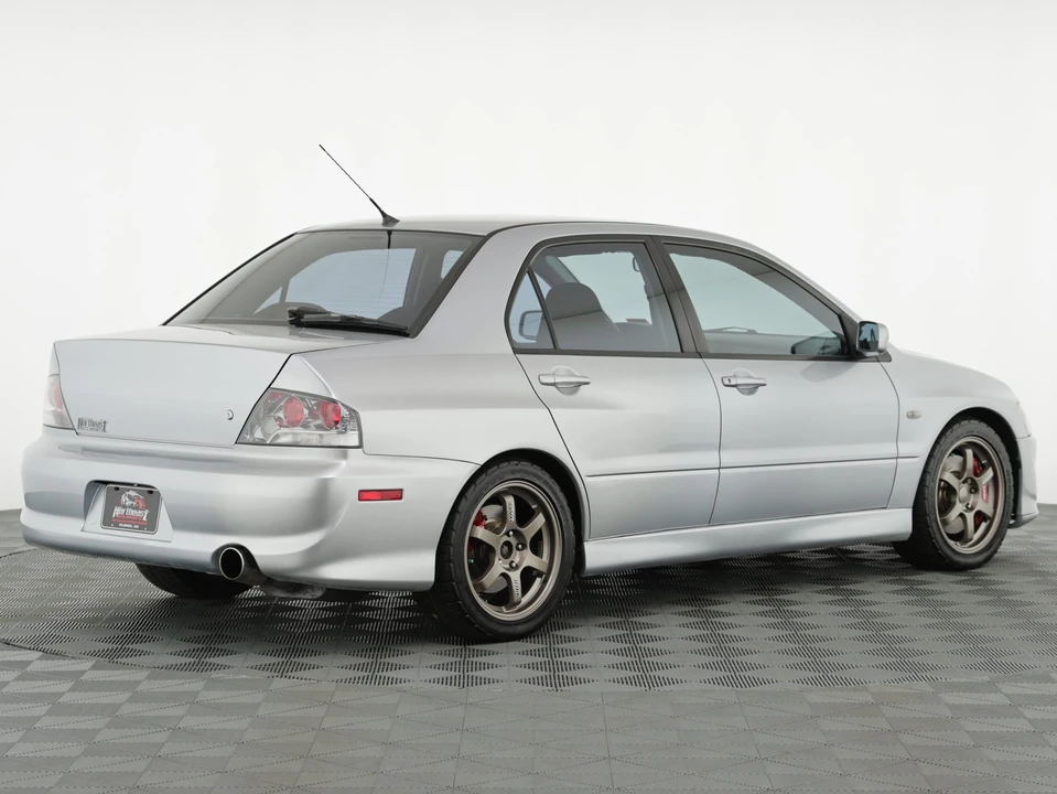 2004 Mitsubishi Lancer Evolution VIII 7th Gen - Image 8 of 31