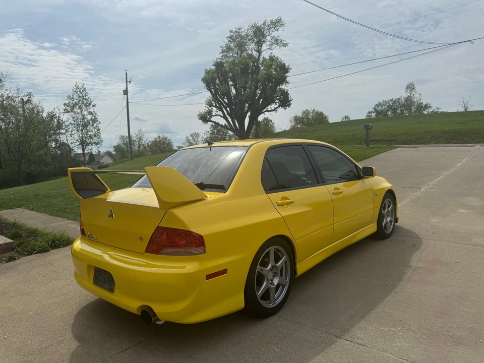 2004 Mitsubishi Lancer Evolution VIII 7th Gen - Image 8 of 31