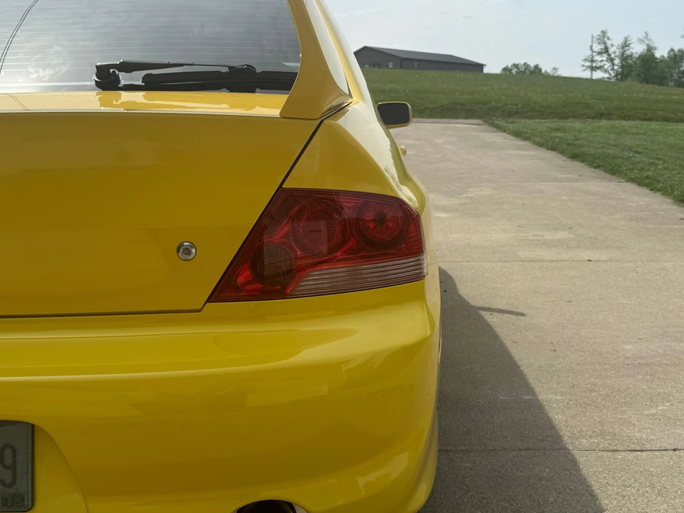 2004 Mitsubishi Lancer Evolution VIII 7th Gen - Image 15 of 31