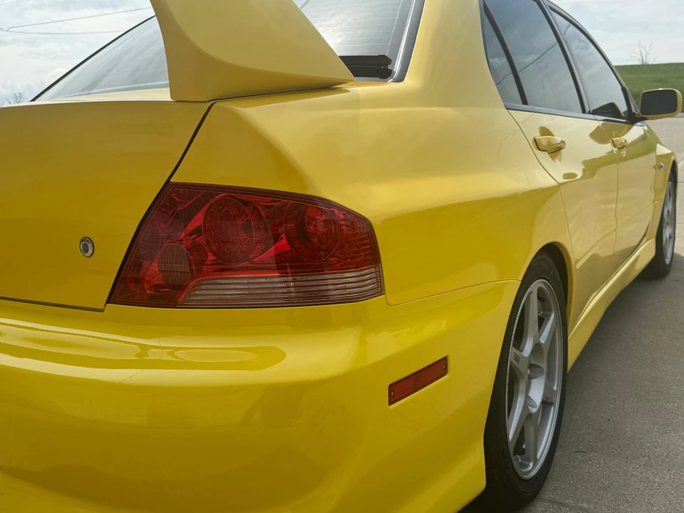 2004 Mitsubishi Lancer Evolution VIII 7th Gen - Image 16 of 31