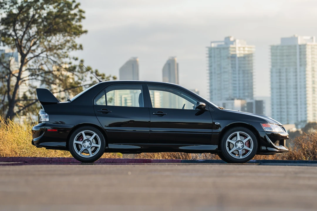 2004 Mitsubishi Lancer Evolution VIII 7th Gen - Image 25 of 31
