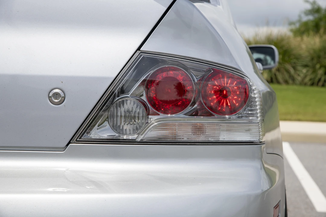 2004 Mitsubishi Lancer Evolution VIII 7th Gen - Image 17 of 18