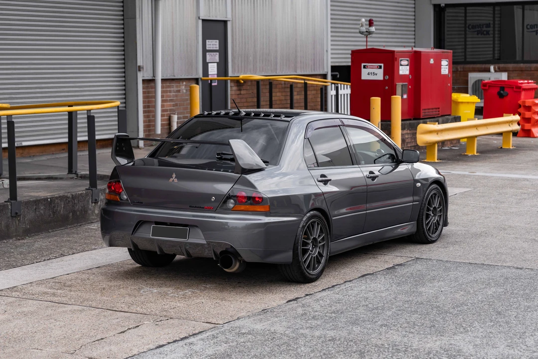2004 Mitsubishi Lancer Evolution VIII 7th Gen - Image 13 of 31