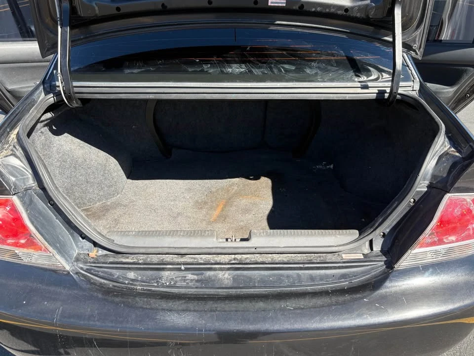 2004 Mitsubishi Lancer 8th Gen - Image 12 of 12