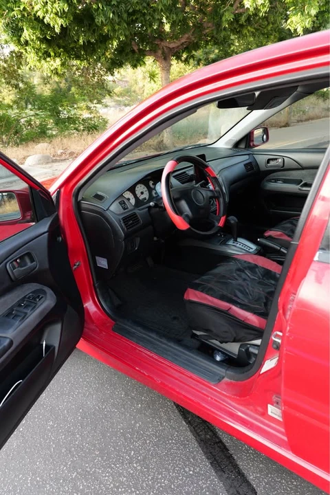2004 Mitsubishi Lancer 8th Gen - Image 5 of 8