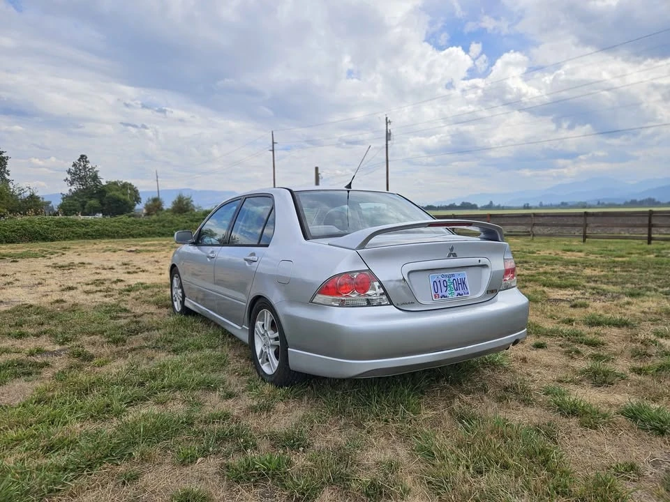 2004 Mitsubishi Lancer 8th Gen - Image 2 of 9