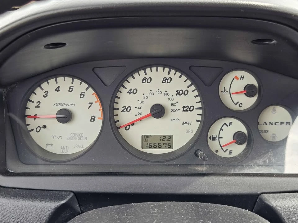 2004 Mitsubishi Lancer 8th Gen - Image 9 of 9