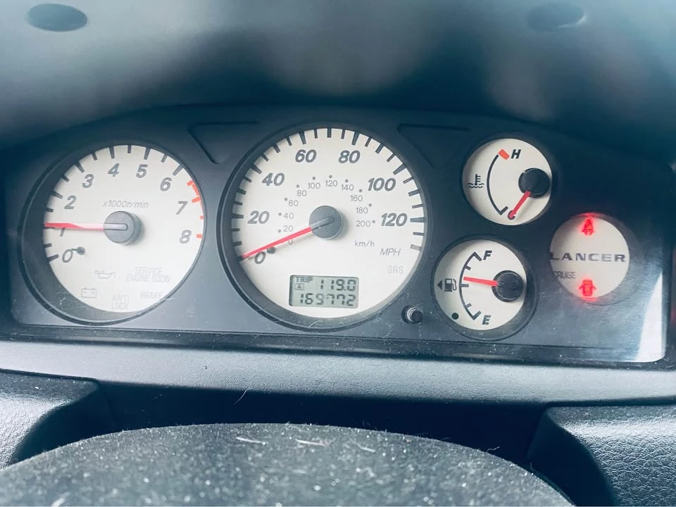 2004 Mitsubishi Lancer 8th Gen - Image 11 of 12