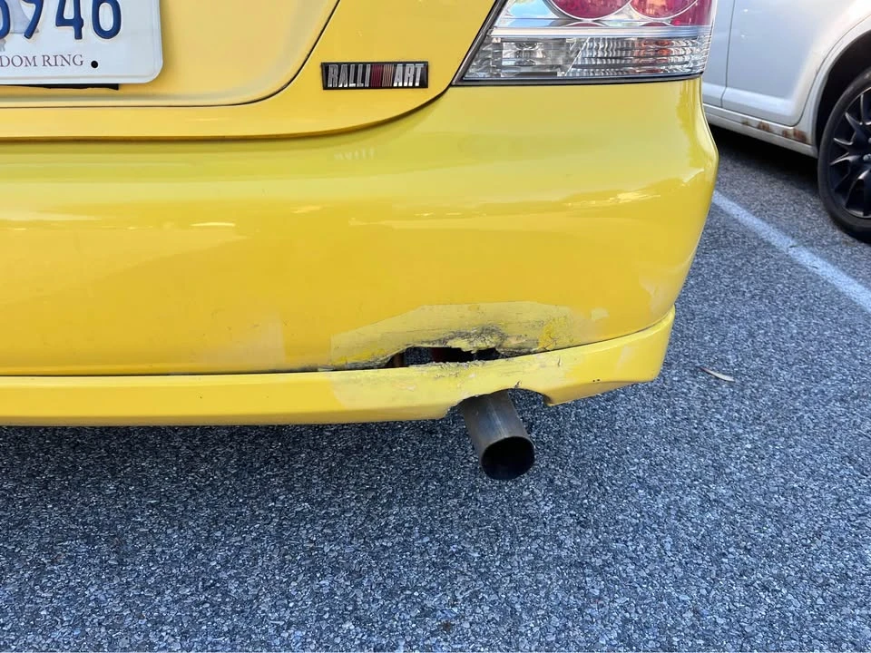 2004 Mitsubishi Lancer 8th Gen - Image 8 of 17
