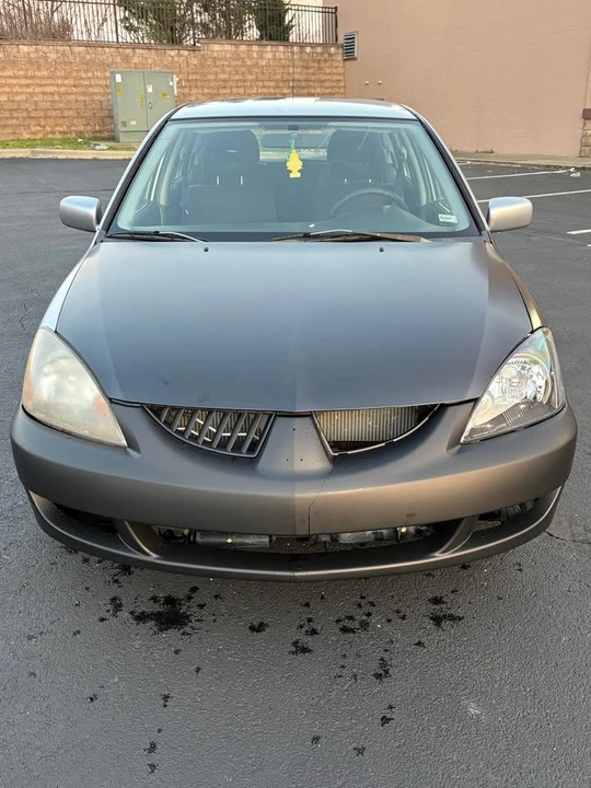 2004 Mitsubishi Lancer 8th Gen - Image 8 of 17