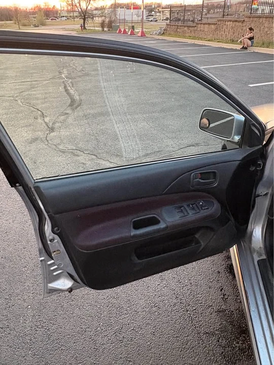 2004 Mitsubishi Lancer 8th Gen - Image 9 of 17