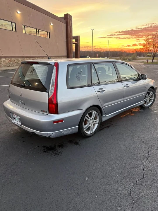 2004 Mitsubishi Lancer 8th Gen - Image 5 of 17