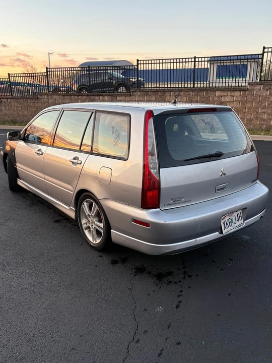 2004 Mitsubishi Lancer 8th Gen - Image 3 of 17