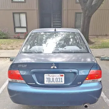 2004 Mitsubishi Lancer SE Sedan 4D