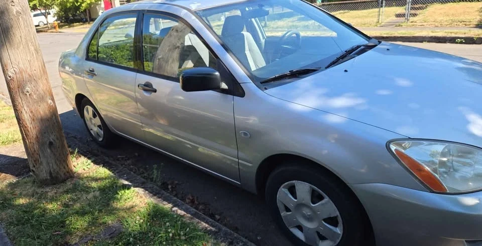 2004 Mitsubishi Lancer 8th Gen - Image 4 of 9