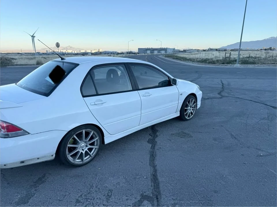 2004 Mitsubishi Lancer 8th Gen - Image 4 of 5