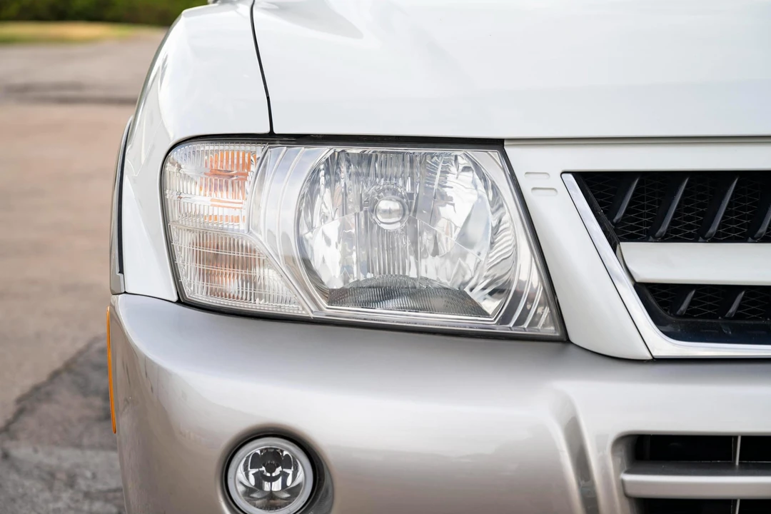 2004 Mitsubishi Pajero/Montero 3rd Gen - Image 25 of 31