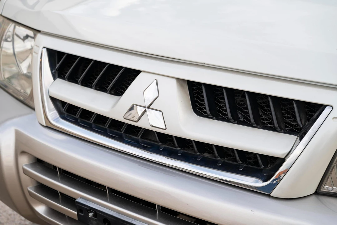 2004 Mitsubishi Pajero/Montero 3rd Gen - Image 29 of 31