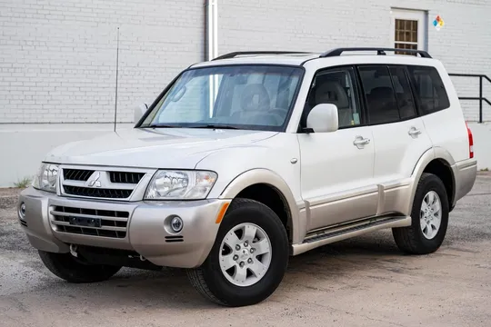 2004 Mitsubishi Montero Limited