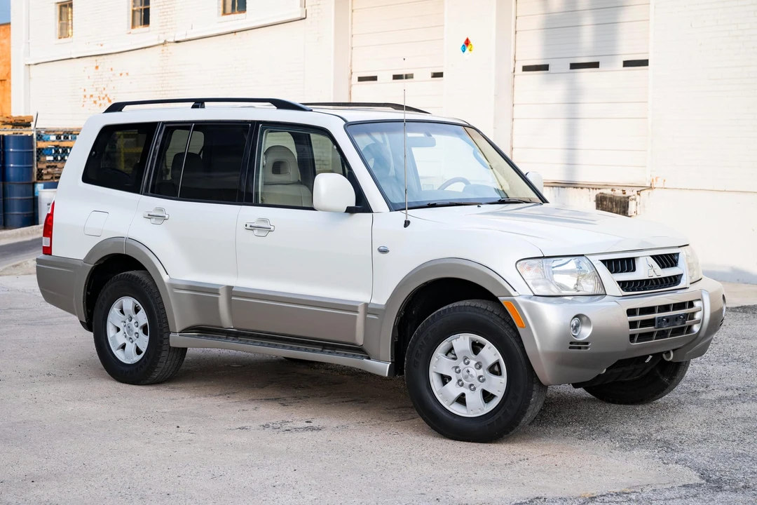 2004 Mitsubishi Pajero/Montero 3rd Gen - Image 18 of 31