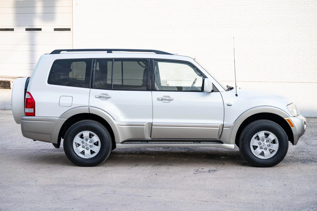 2004 Mitsubishi Pajero/Montero 3rd Gen - Image 17 of 31