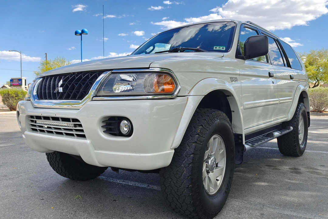 2004 Mitsubishi Pajero/Montero 3rd Gen - Image 6 of 31