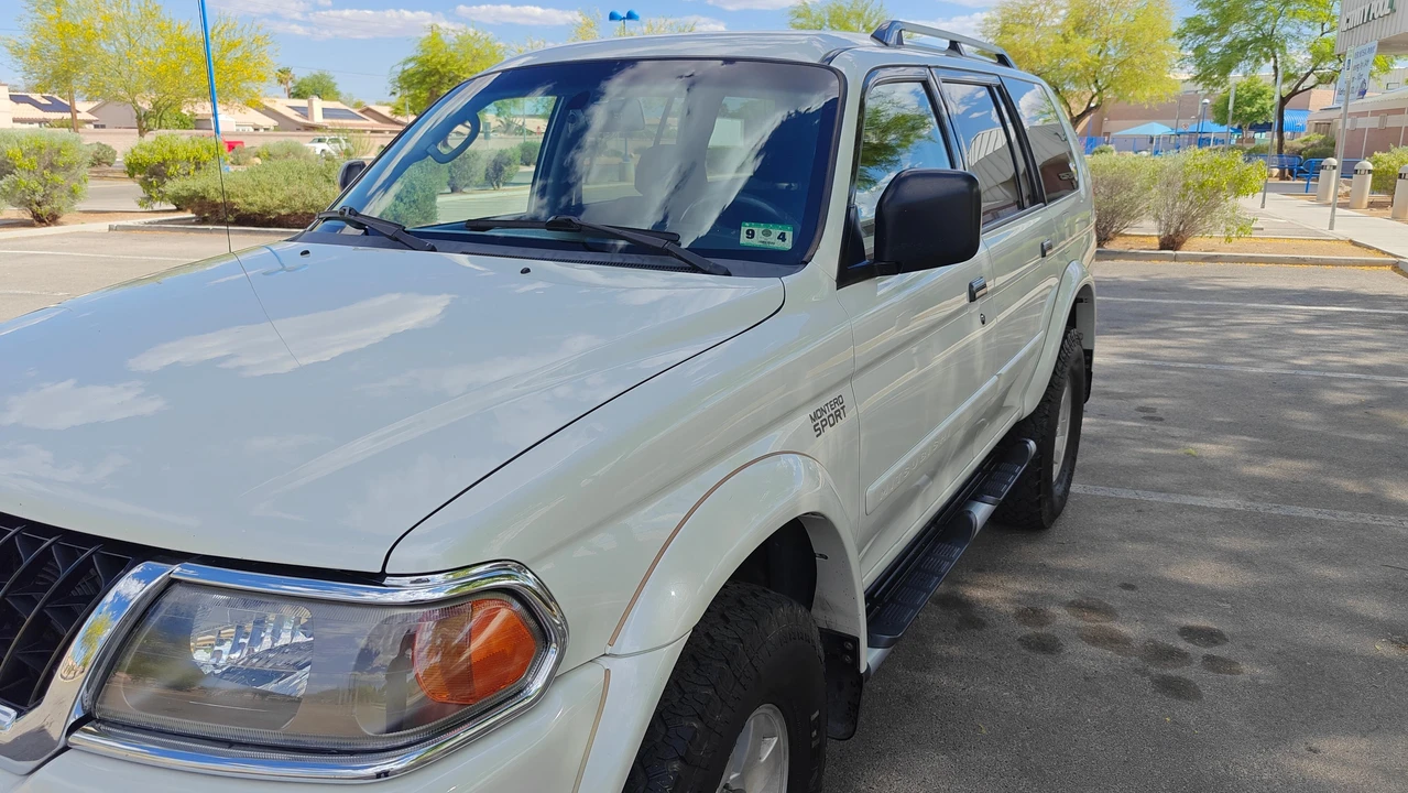 2004 Mitsubishi Pajero/Montero 3rd Gen - Image 22 of 31