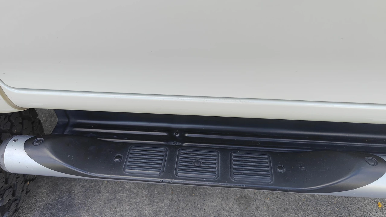 2004 Mitsubishi Pajero/Montero 3rd Gen - Image 24 of 31