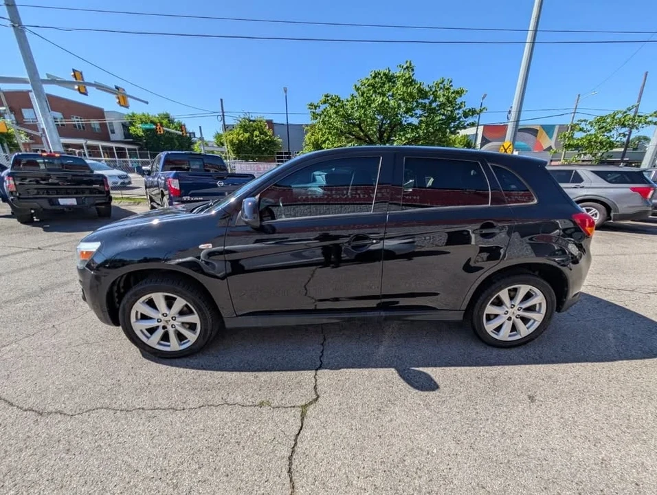 2004 Mitsubishi Outlander - Image 9 of 20