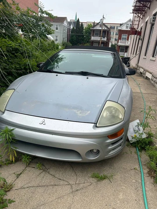 2004 Mitsubishi Eclipse 3rd Gen - Image 4 of 9