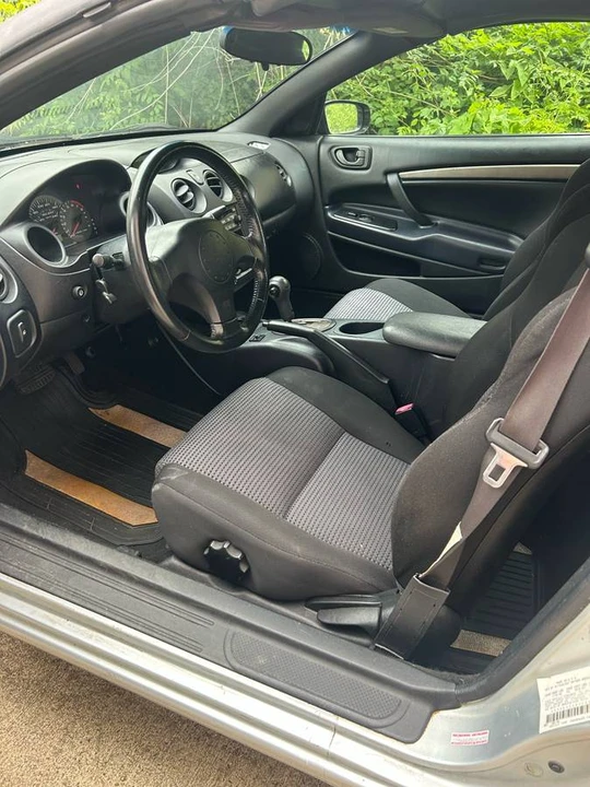 2004 Mitsubishi Eclipse 3rd Gen - Image 5 of 9