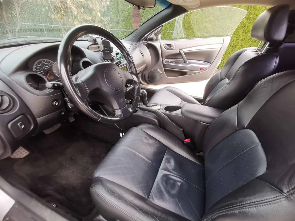 2004 Mitsubishi Eclipse 3rd Gen - Image 10 of 18