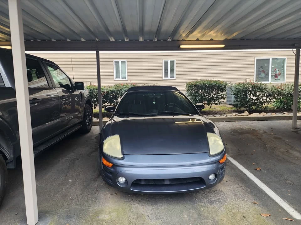2004 Mitsubishi Eclipse 3rd Gen - Image 2 of 5